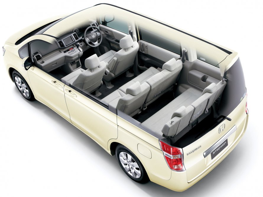 Honda Stepwgn 4
