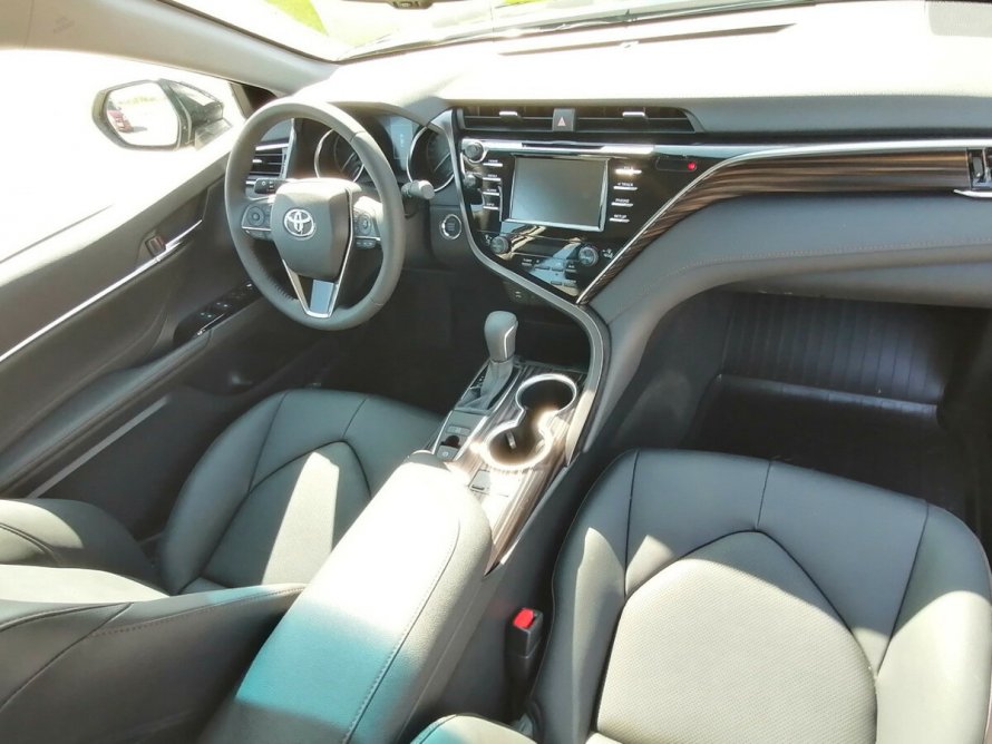 Toyota Camry 70 2.5