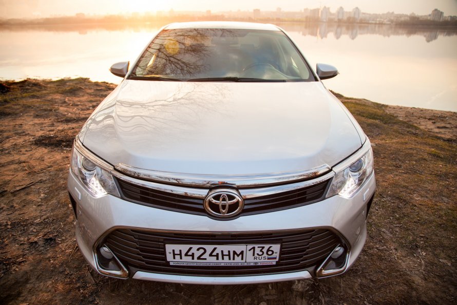 Toyota Camry Elegance Safety 2019