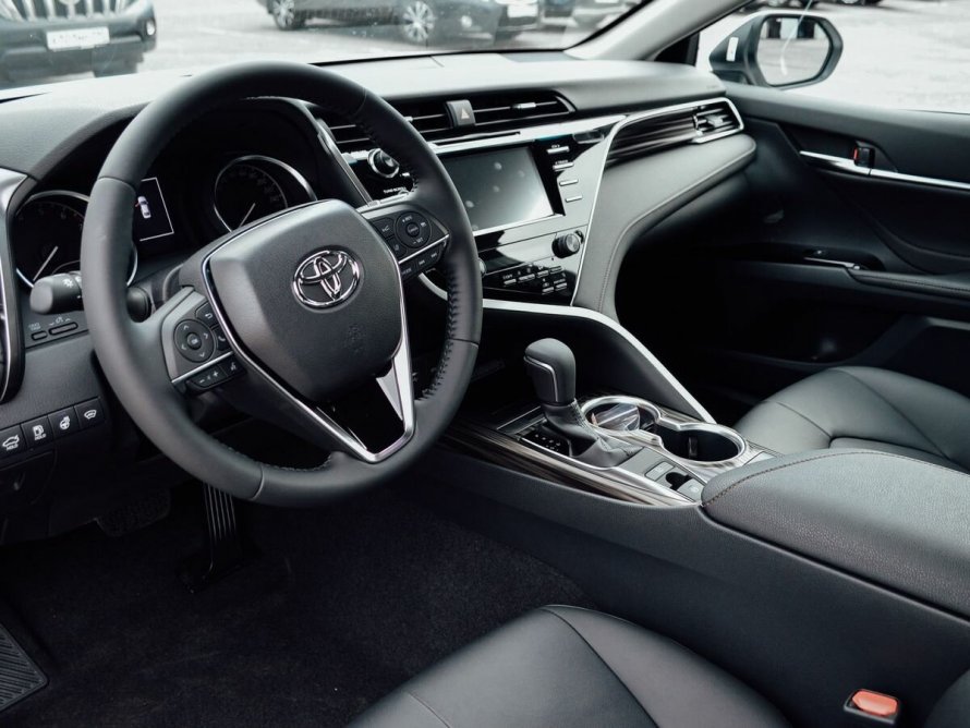 Toyota Camry Elegance Safety 2.5