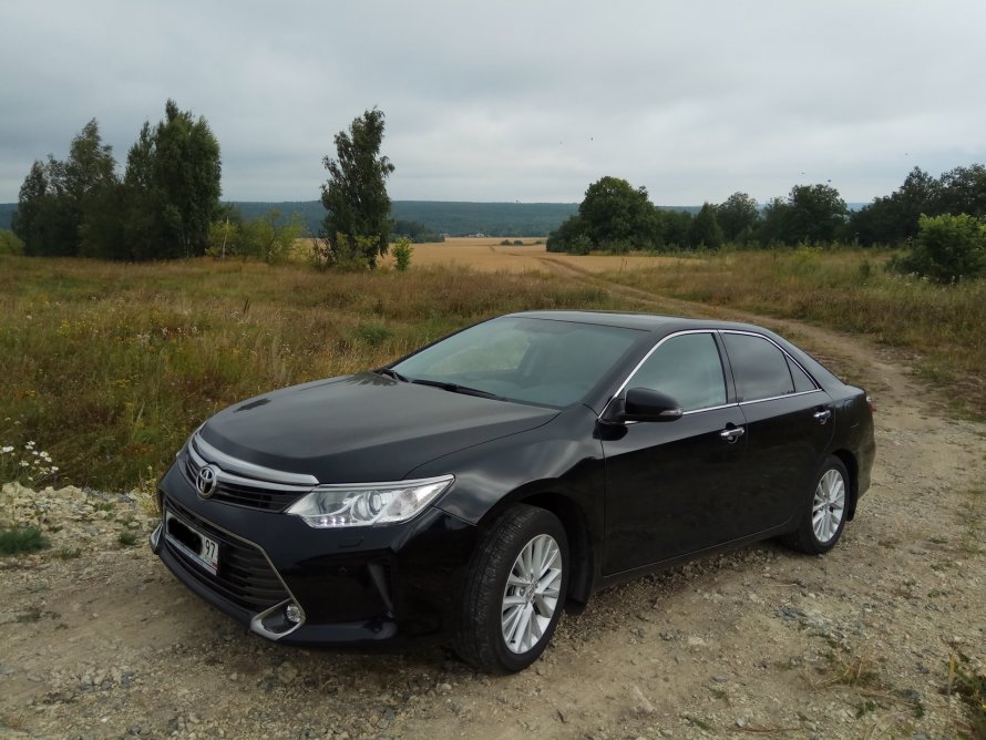 Toyota Camry xv70 2017