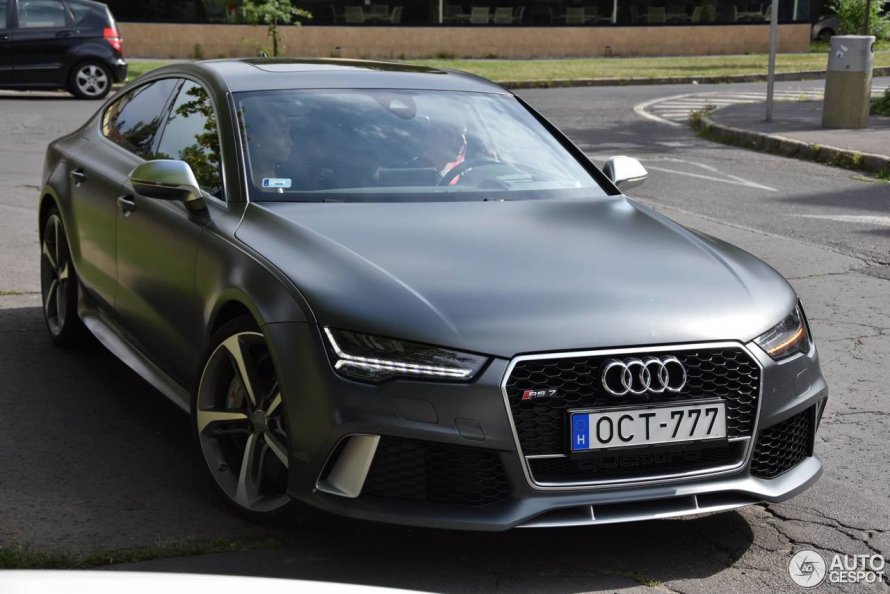 Audi rs6 Рестайлинг 2019 синяя