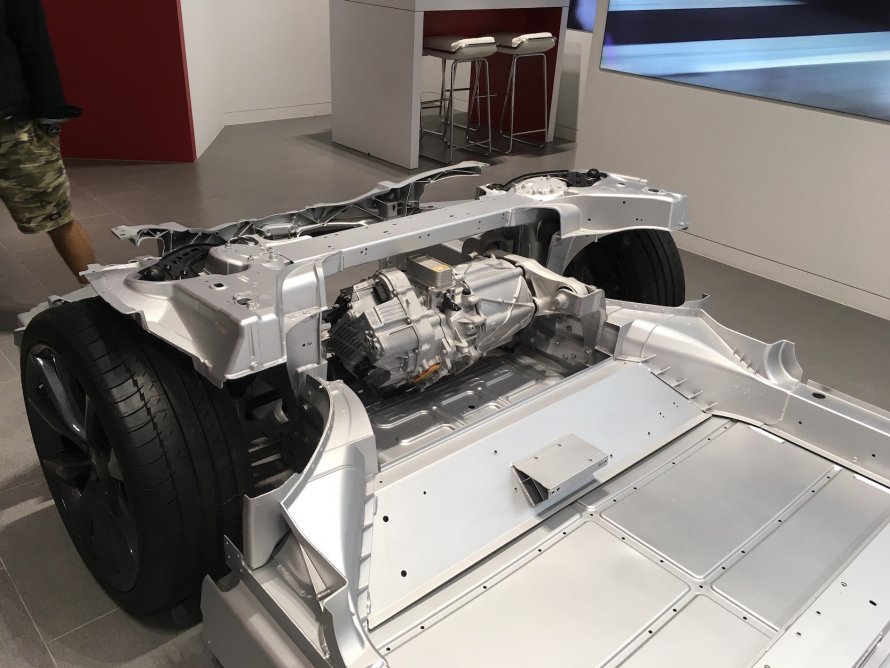 Tesla model s интерьер