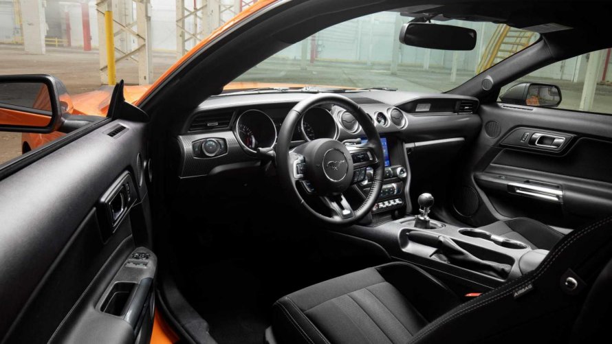 Ford Mustang Shelby 2020 салон