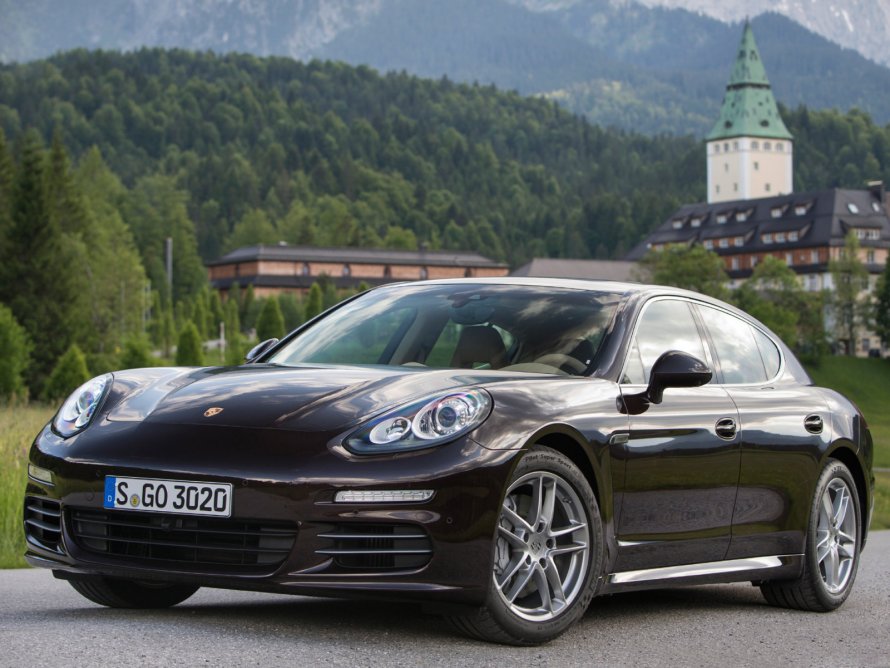 Porshe Panamera 4