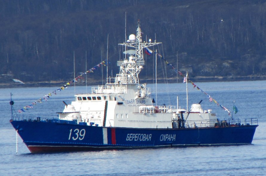 Корабль Полярная звезда Мурманск