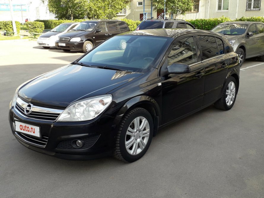 Opel Astra j седан черный 2013