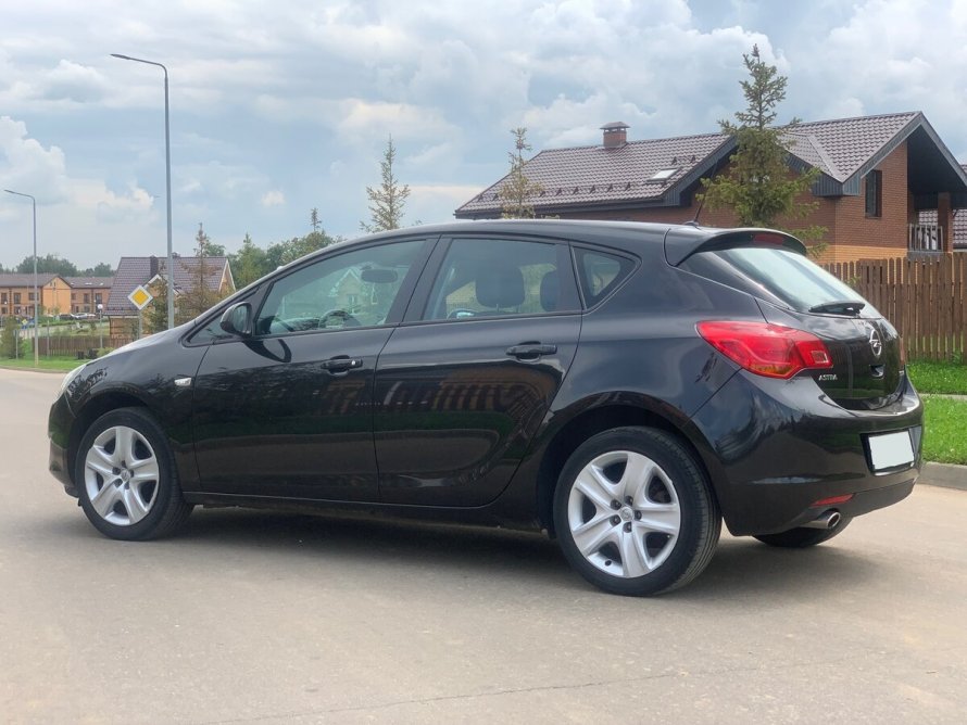 Opel Astra h 2008 чёрный