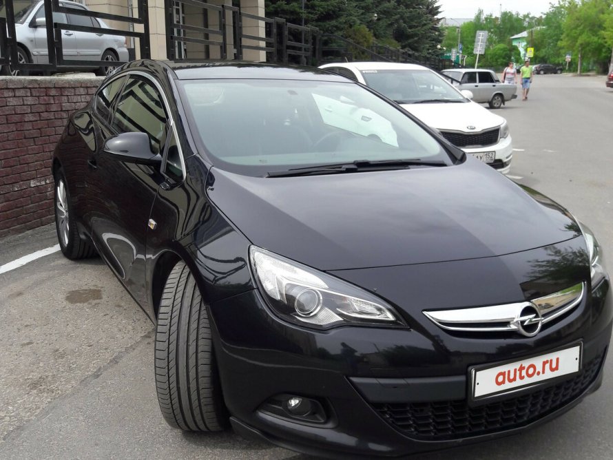 Opel Astra j 2014 седан