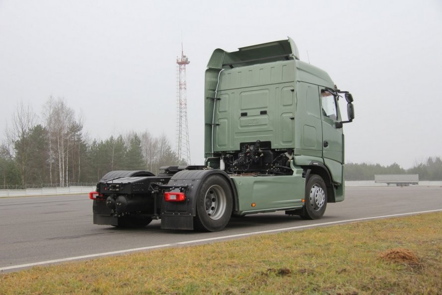 Грузовики МАЗ 5440м9