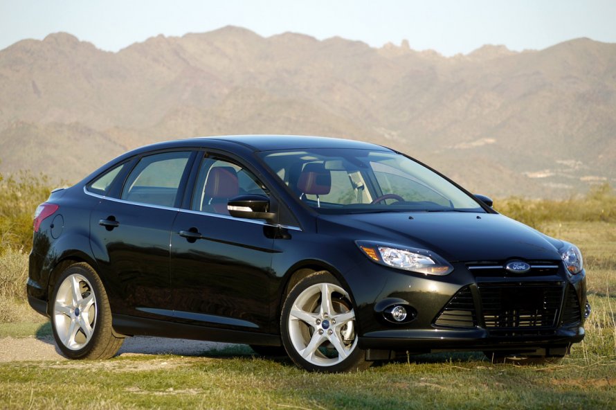 Ford Focus 2012 седан черный