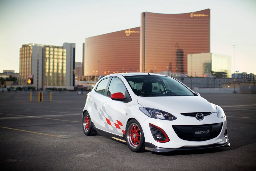 Mazda 2 de тюнинг