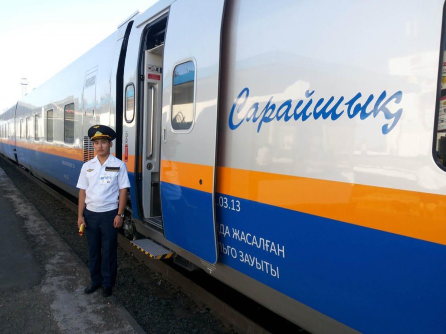 Пассажирский поезд