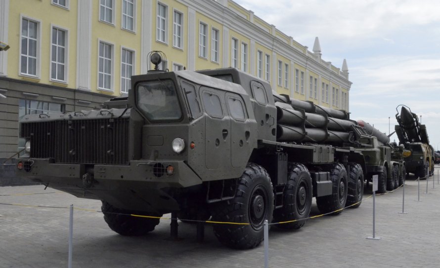 МАЗ 543м смерч