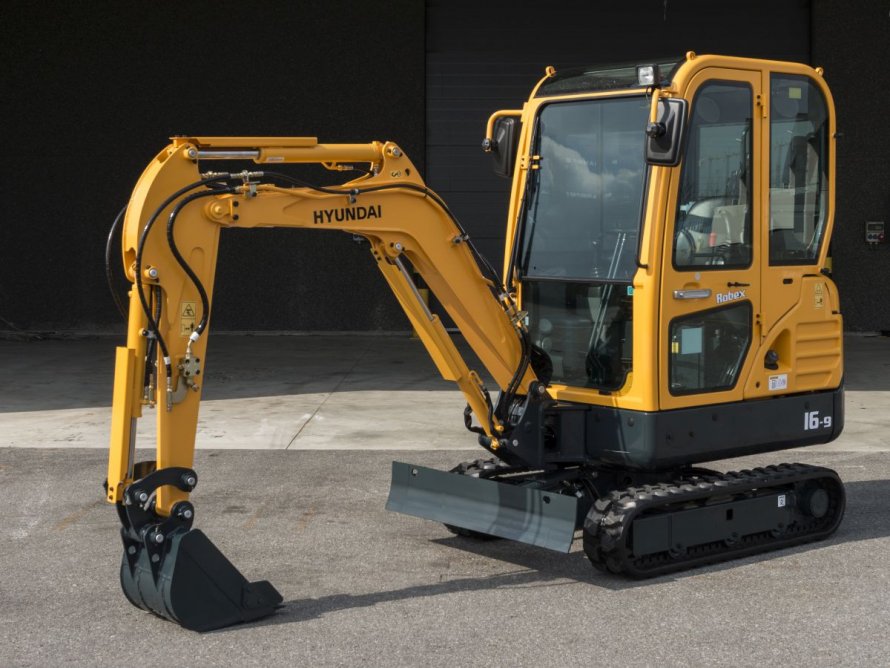 Hyundai Robex 16-9