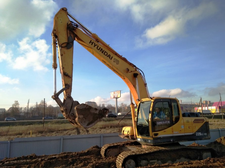 Hyundai r300lc-9s