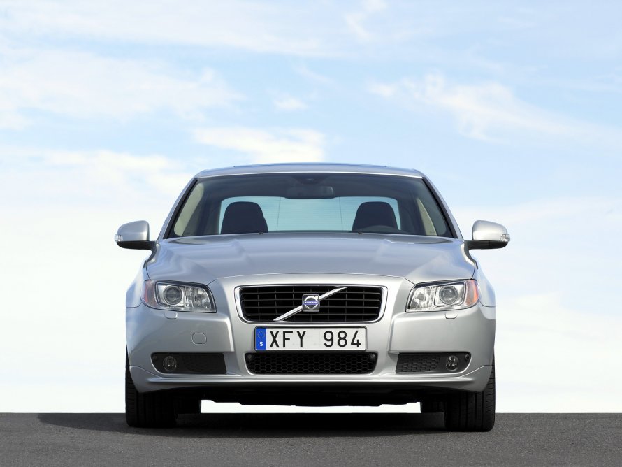 Volvo s80 спереди