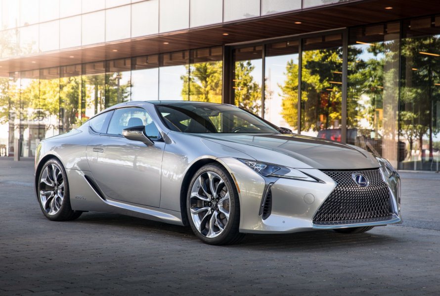 Lexus LC 500 серый