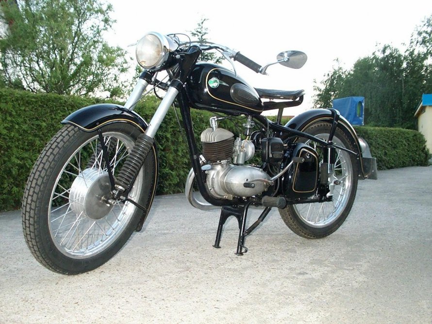 Ковровская Ява 175