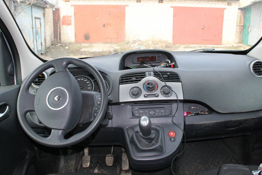 Renault Kangoo 2013 салон