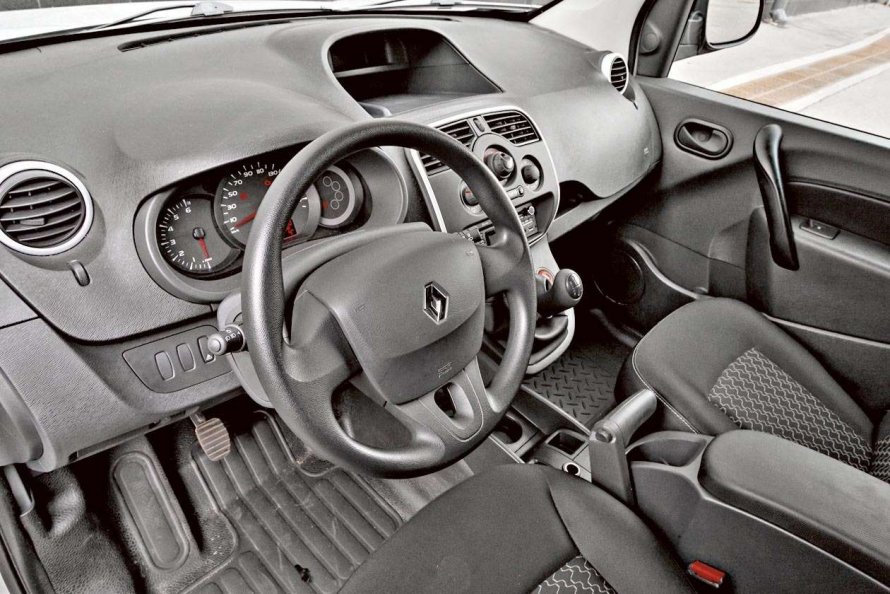 Renault Kangoo 2002 салон