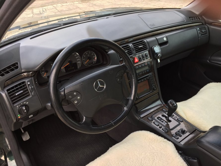 Mercedes-Benz w210 салон