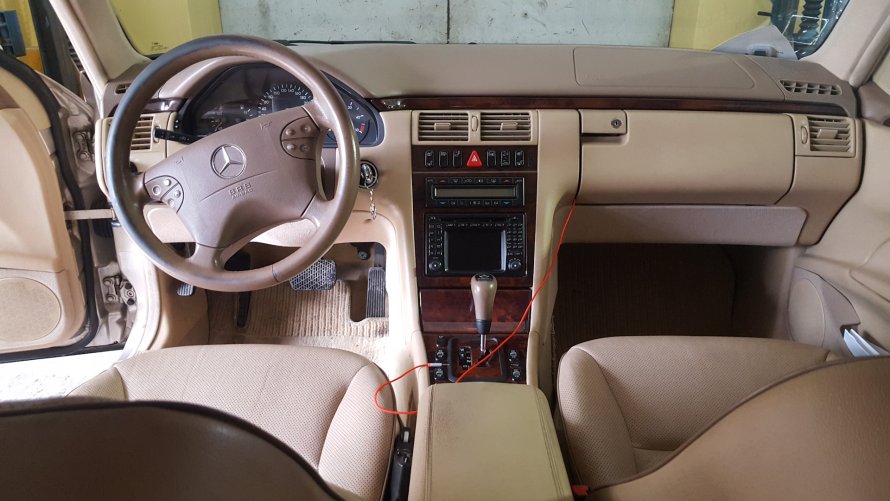 W210 e50 AMG салон