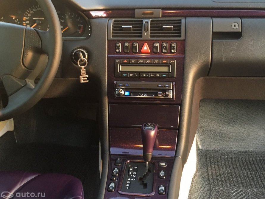 Мерседес Бенц w210 салон