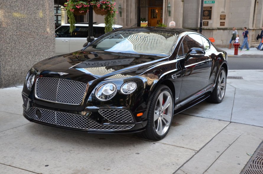 Bentley Continental черный