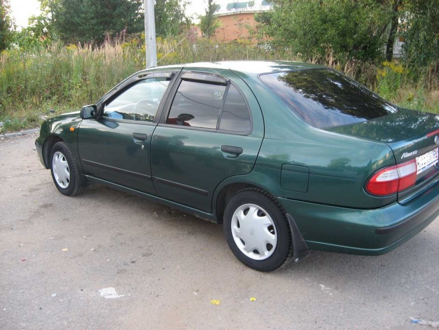 Nissan Almera 1999 1.6