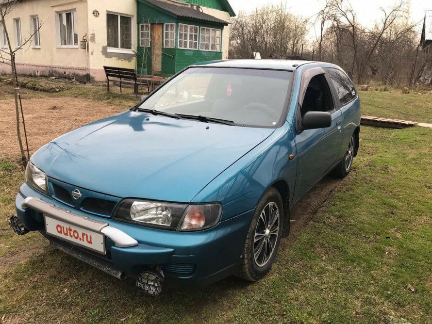 Nissan Almera i n15 1997