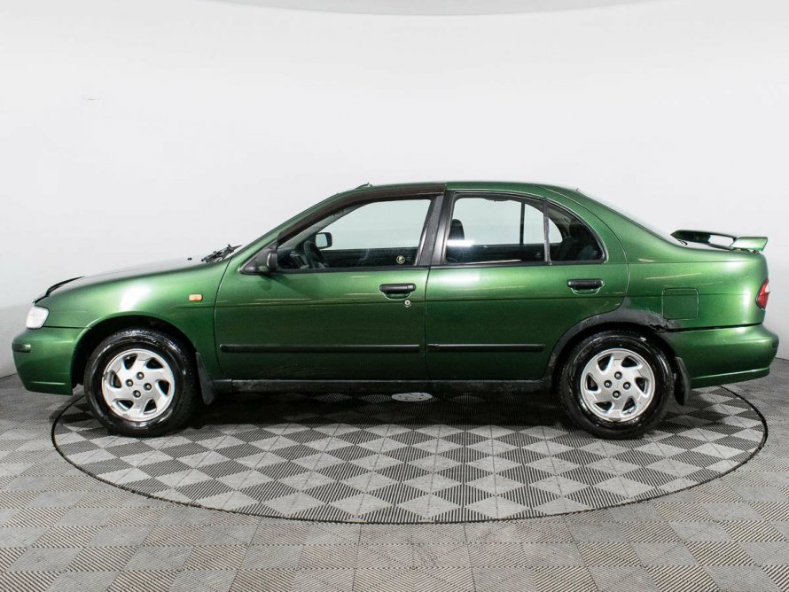 Nissan Almera n15 зеленая