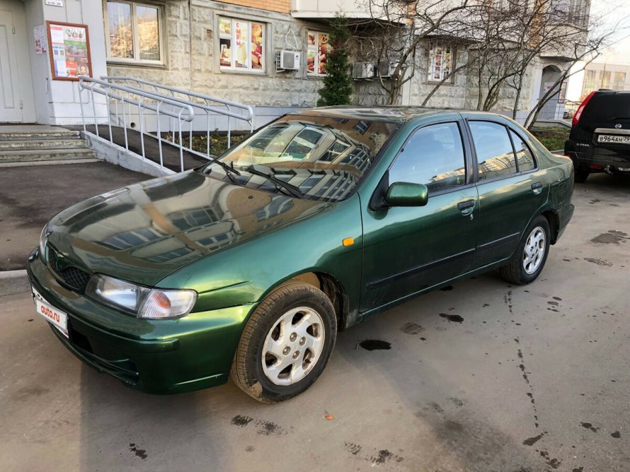 Nissan Almera n15 зеленая