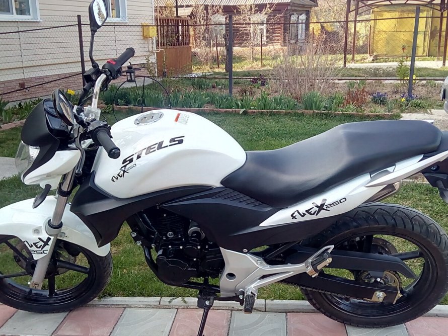 Мотоцикл stels Flex 250