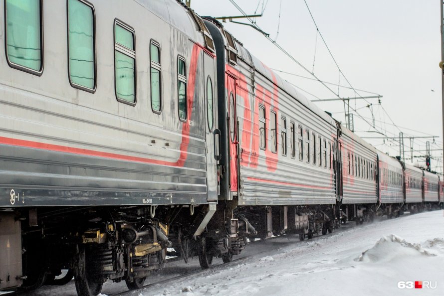 Поезд Спутник пассажирский