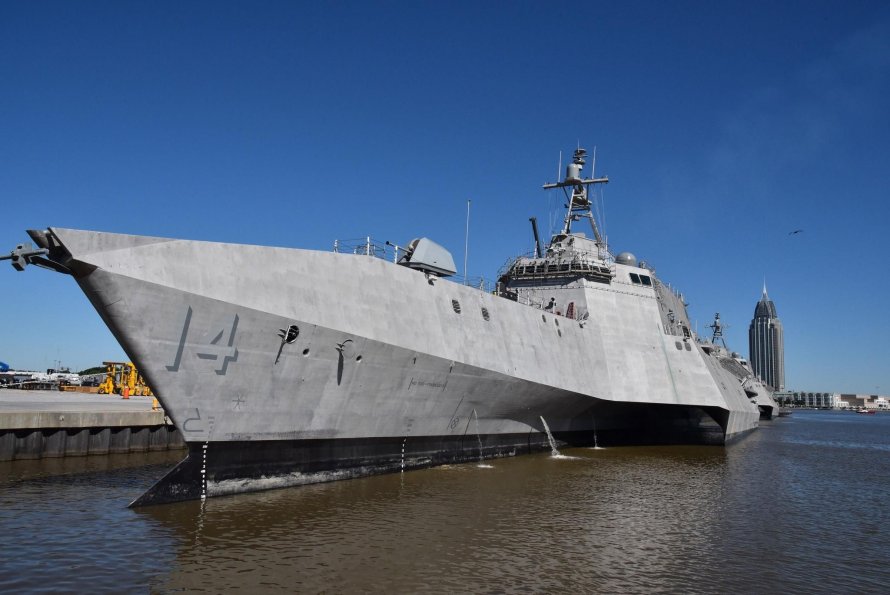 USS 14 Manchester 2018