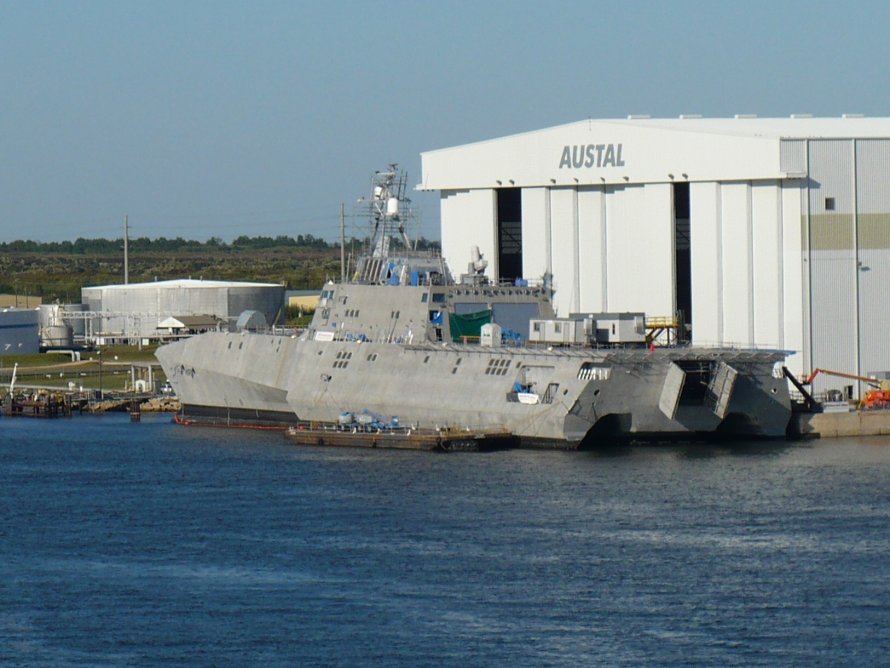 Тримаран USS Independence LCS-2