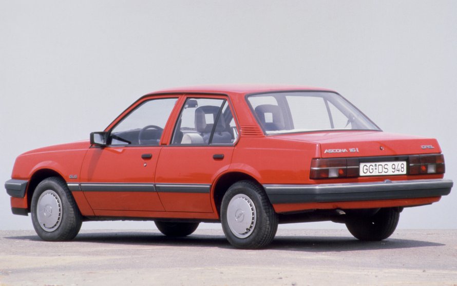 Opel Ascona 1986 хэтчбек