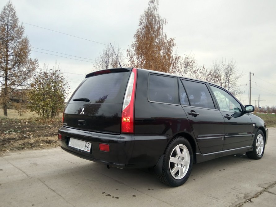 Лансер 9 универсал