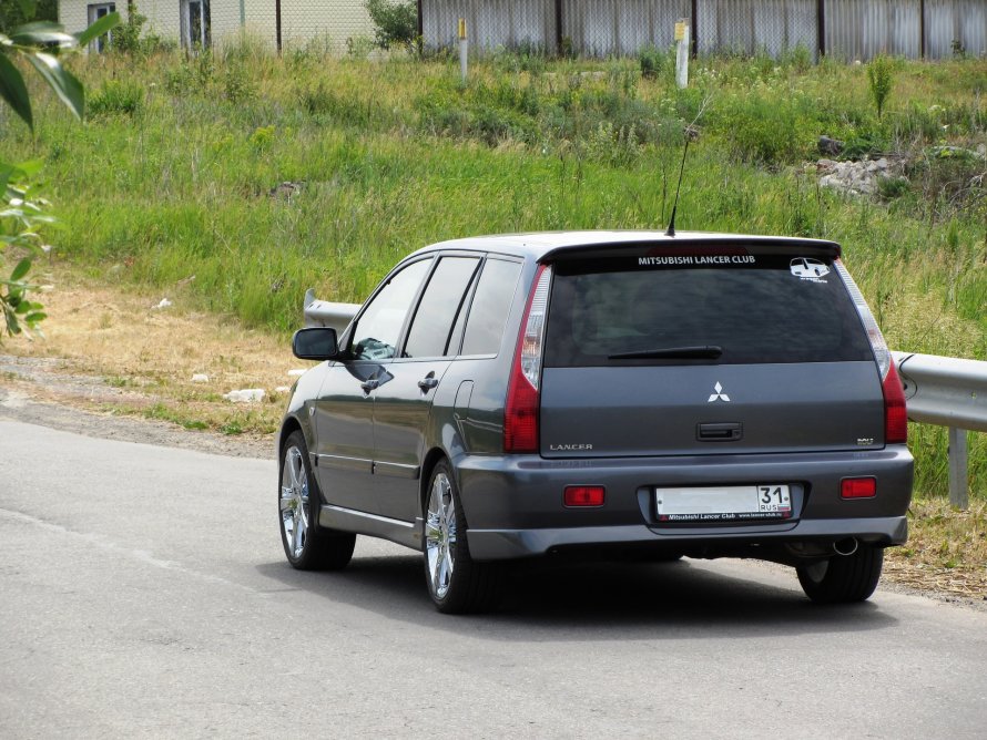 Lancer 9 Wagon 1.6 Sport