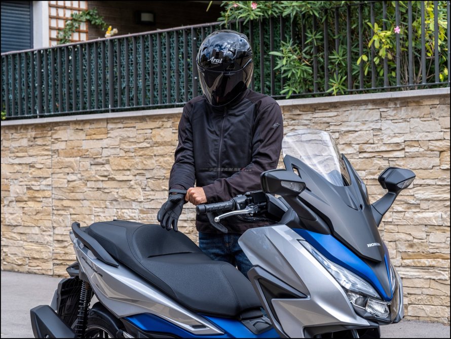 Honda Forza 350