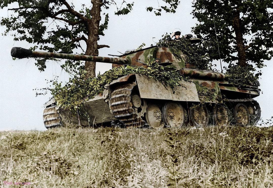 Видео немецких танков. Танк пантера 1944. Немецкий танк пантера 2 мировой войны. Пантера Ausf g 1944. Танк пантера Аусф г.