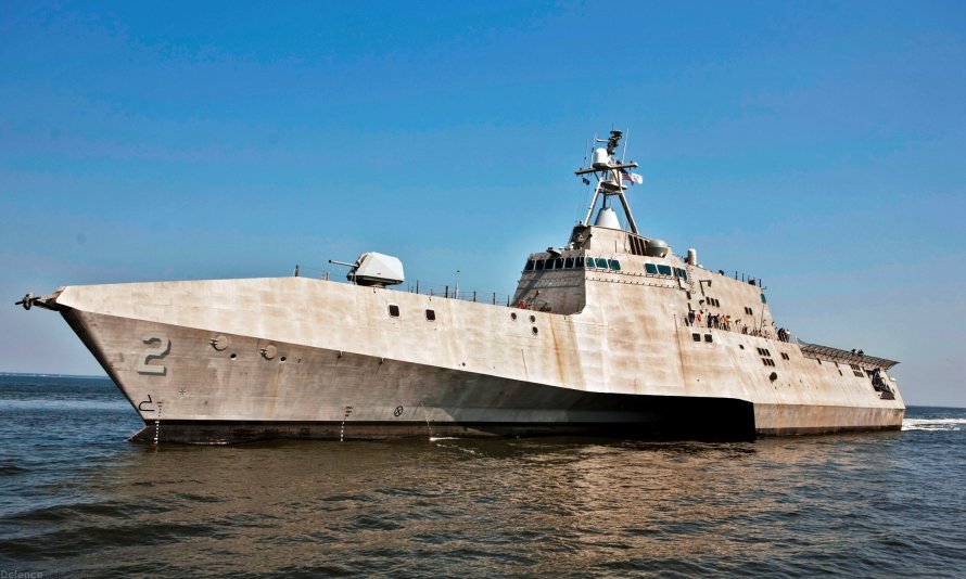 Тримаран USS Independence LCS-2