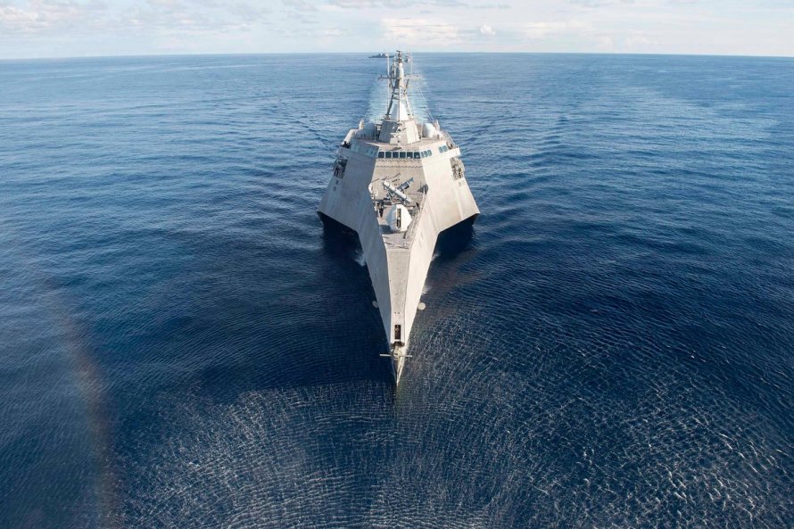 Тримаран USS Independence