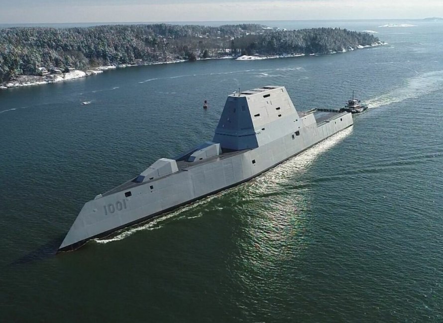 Эсминец США USS Zumwalt (DDG 1000).