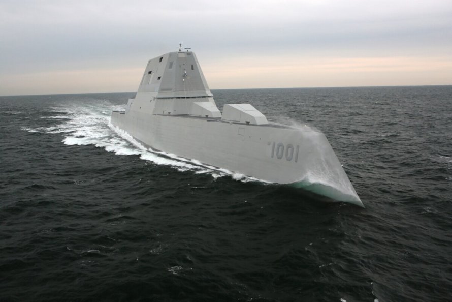Эсминец США USS Zumwalt (DDG 1000).