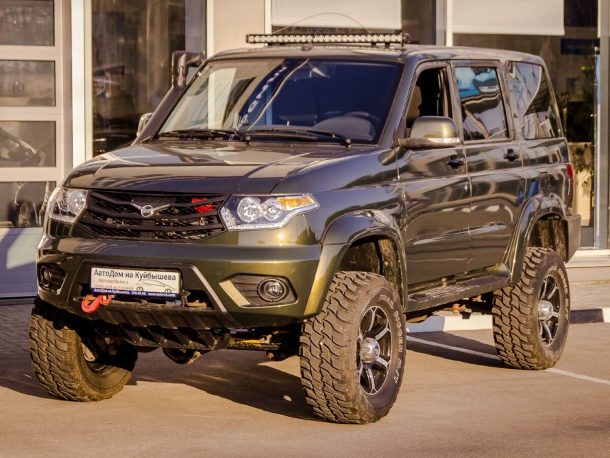 UAZ Patriot внедорожник