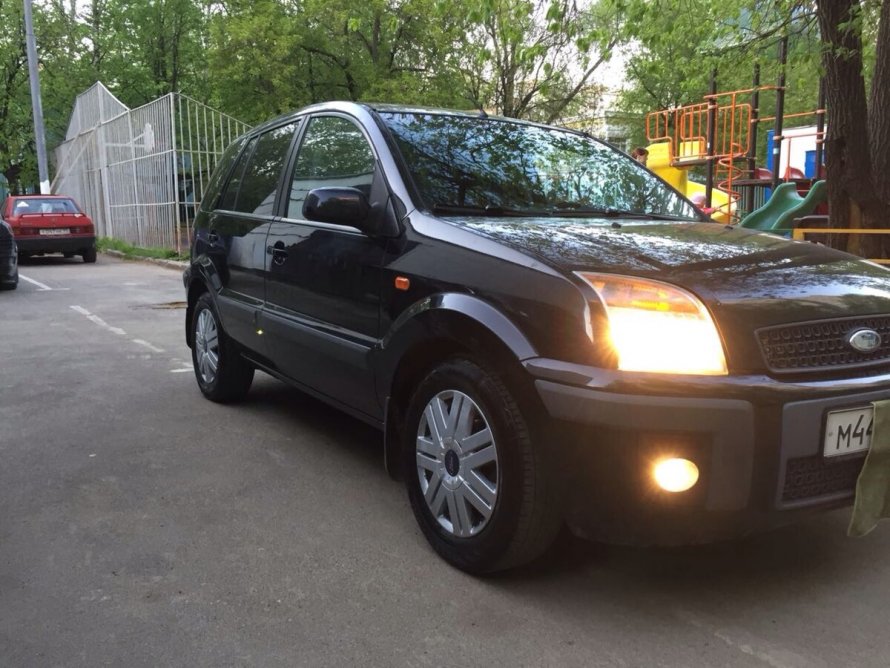 Ford Fusion i Рестайлинг салон