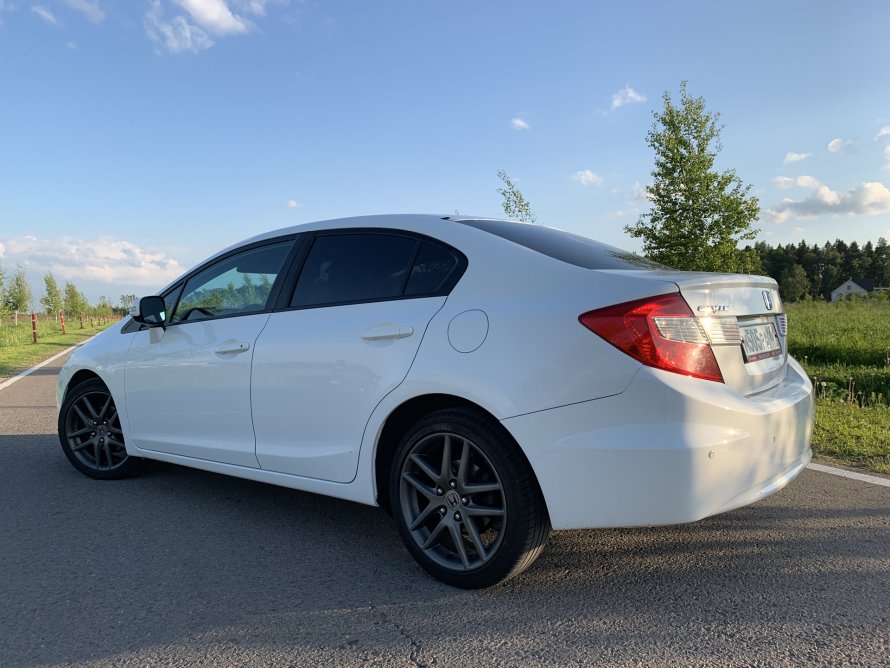 Honda Civic 9 4d
