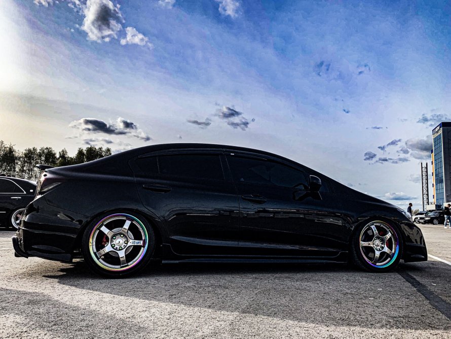 Honda Civic 4d r17 stance